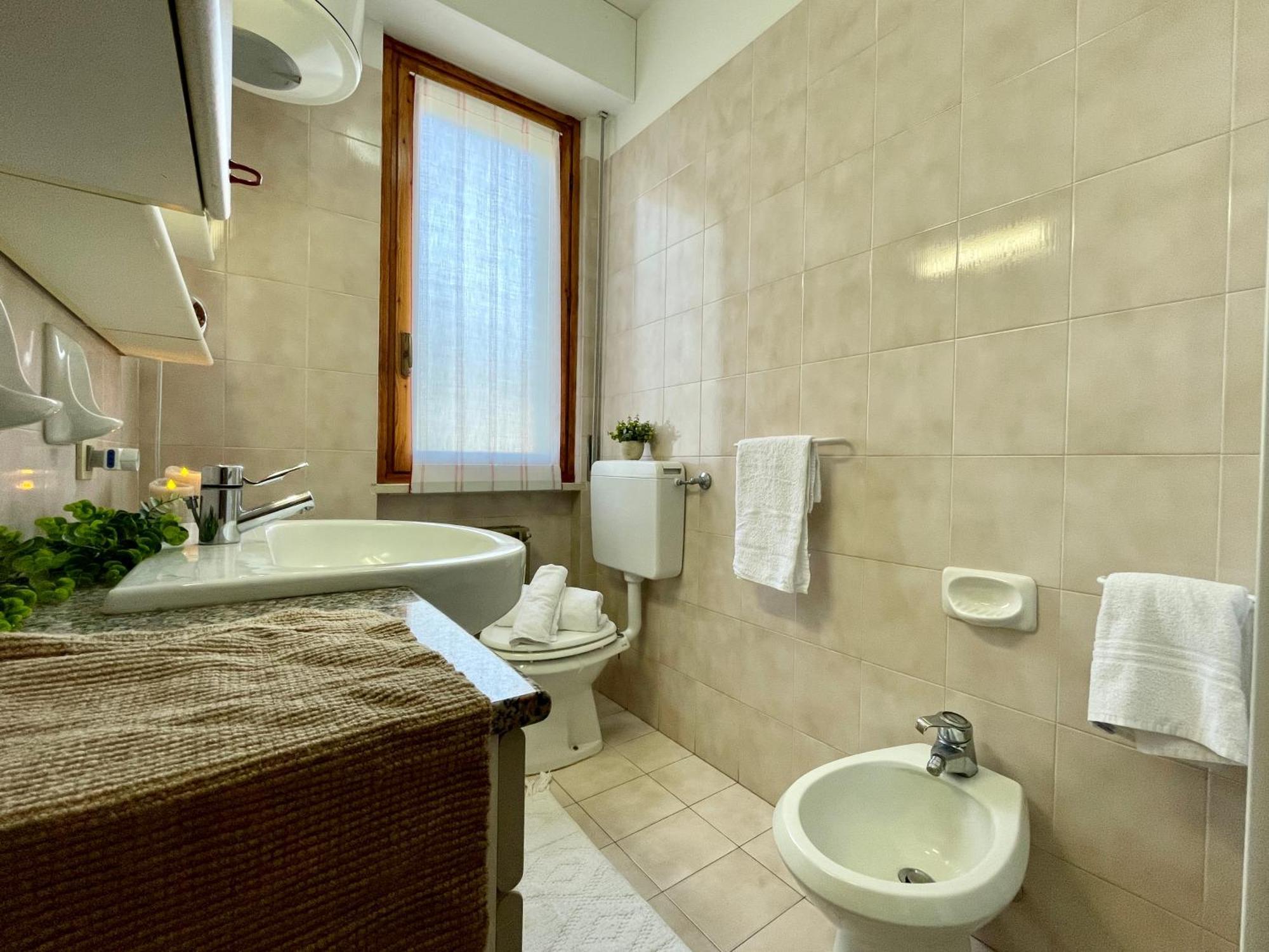 Apartamento 2 Locali A 600 Mt Dal Mare - Free Parking Ceriale Exterior foto